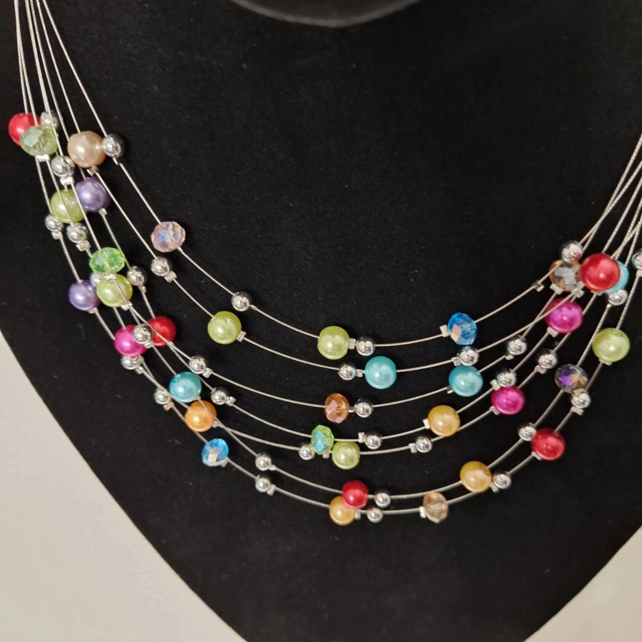 Playful necklace with colors and pep, light and sunny! – photo 4